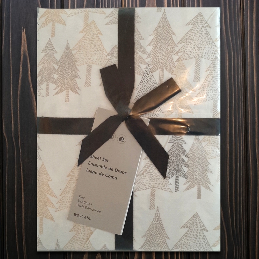 West Elm Sumi Forest Percale King Sheet Set